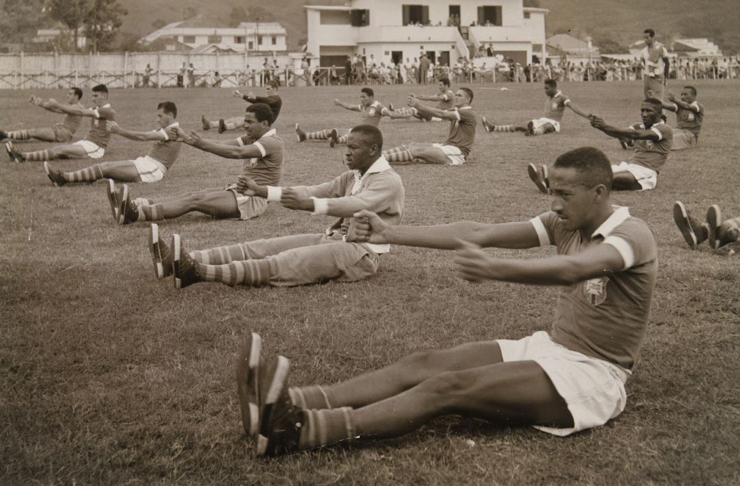 Treino físico antes do embarque para a Suiça